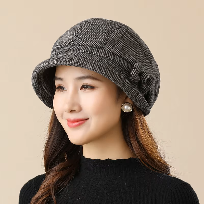 Chic Textured Beret with Bow Detail